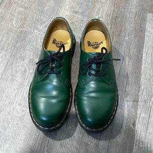 Dr. Martens green 1461 classic